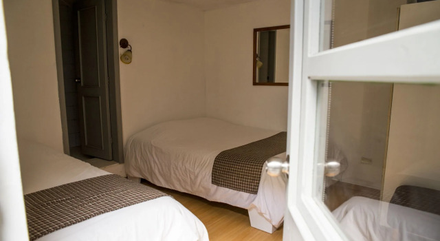 Hostal Posada del Maple, Book Hostel Cheap Hotels in Sierra