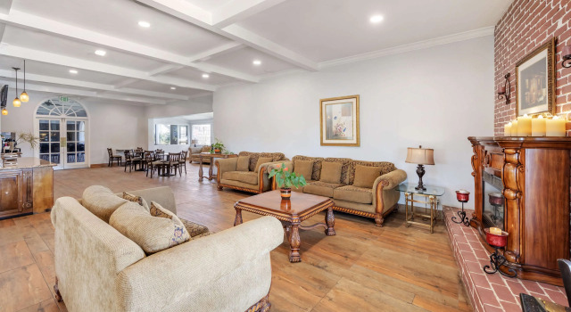 Best Western Plus Hill House