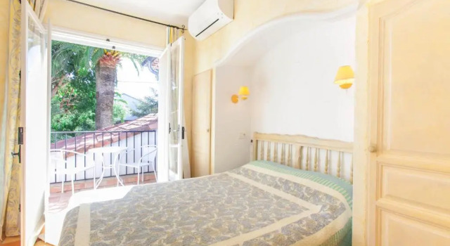 Двухместный номер Standard с балконом Hotel Villa Provencale