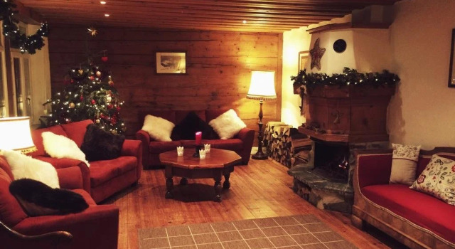 Family B&B Le Vieux Chalet, Забронировать Шале Отели Шато-д'Э 3 звезды, рядом с Горнолыжный курорт Шато д’О, 3*