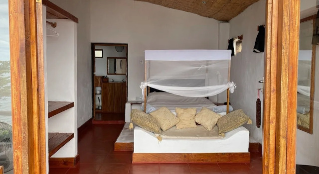 Коттедж с 2 комнатами с балконом и рядом с пляжем njaya lodge