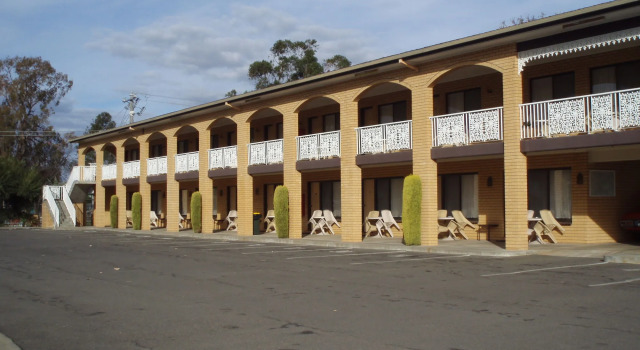 Lakeview Motel