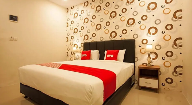 Двухместный номер Deluxe Hotel O Medan City Near Sun Plaza Formerly Residence Anugrah