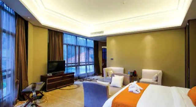 Люкс с красивым видом из окна Yongding Tianzi Hot Spring Holiday Resort Longbowan Hotel