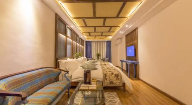 Floral Hotel Lijiang Exclusive Memory, Prenota Hotel Lijiang Yunnan