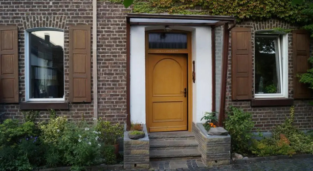 Hof am Rhein, Buchen Sie Ferienwohnung Eil Köln