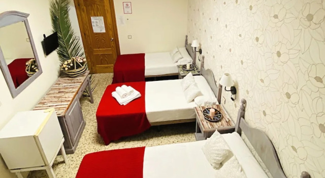 Номер Comfort Hostal Azahara