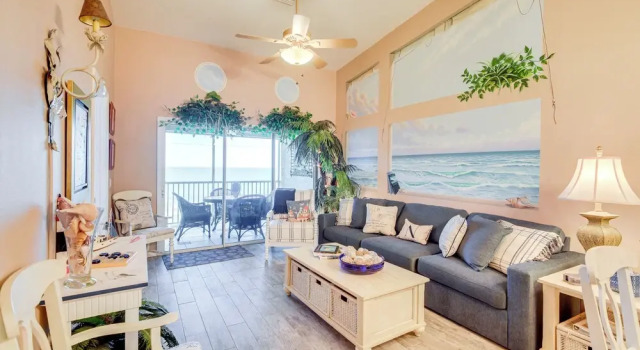 Community Pool: Coastal Escape in Flagler Beach
