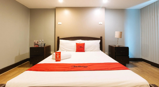 Двухместный номер Standard Arzo Hotel Manila
