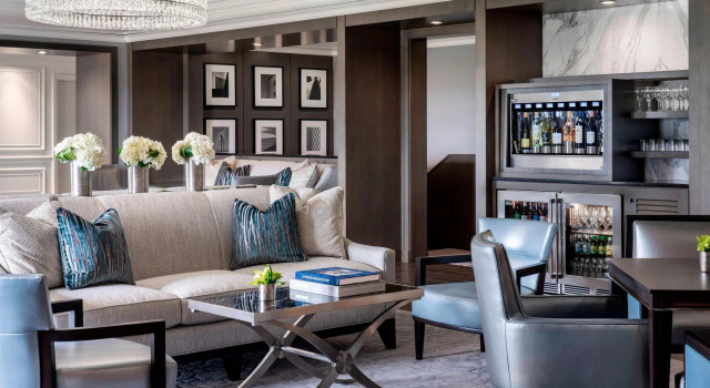 Четырёхместный клубный номер Standard с балконом The Ritz-Carlton, St. Louis