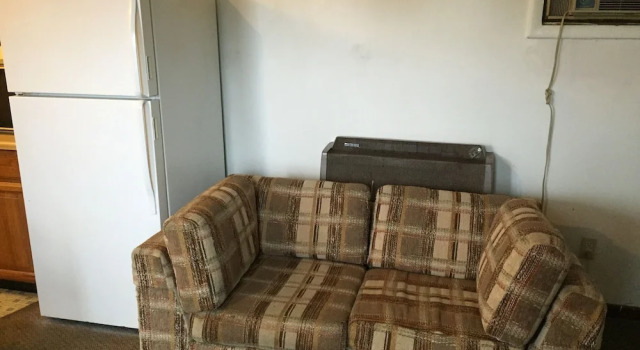 Шестиместные апартаменты с 2 комнатами Double A Motel