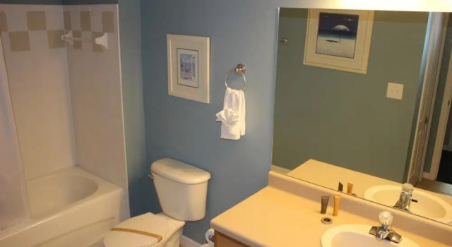 Runaway Beach Club 21102 - Two Bedroom Condo