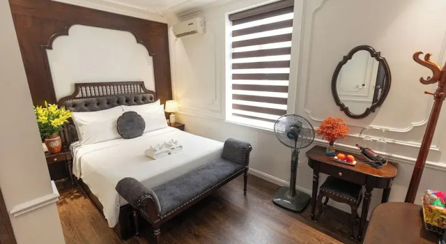 Номер Premium Hoàng Gia Xa La Boutique Hotel
