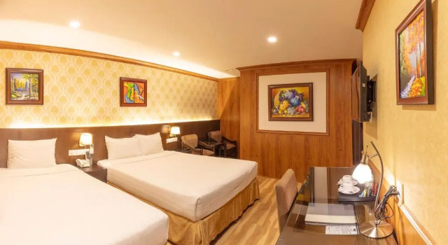 Номер Deluxe Kings Hotel Dalat