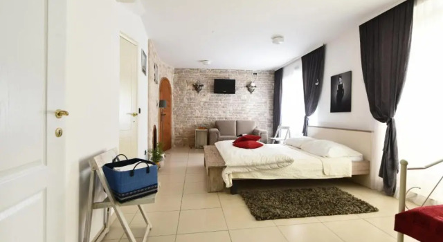 Apartment Kokolo, Забронировать Апартаменты/квартира Отели Шибеник с парковкой, рядом с Sibenik Town Museum, Парковка