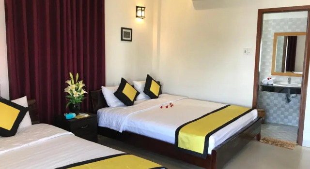 Семейный номер Standard с балконом Quynh Chau Homestay Hội An