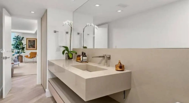 Семейные апартаменты с 3 комнатами с видом на город Ocean View Luxury Condo