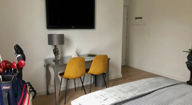 Номер Deluxe HÔTELYA - Lille Villeneuve dAscq