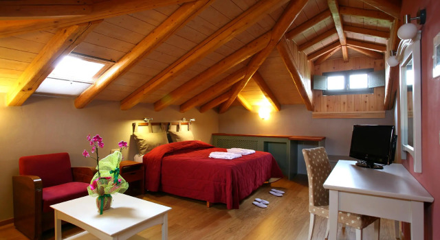 Полулюкс Отель Taleton Sparti Country House