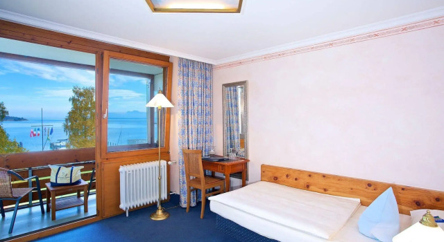 Yachthotel Chiemsee, Varaa Hotelli Hotellit Baijeri pysäköinnillä, Pysäköinti