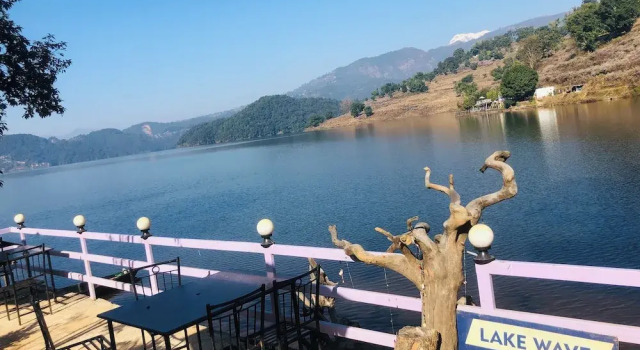 Lake Wave Cottage & Resturent, Rezervasyon Tatil Evi Lekhnath Gandaki Pradesh Province