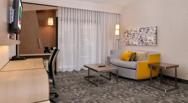 Люкс Courtyard by Marriott Dallas Northwest