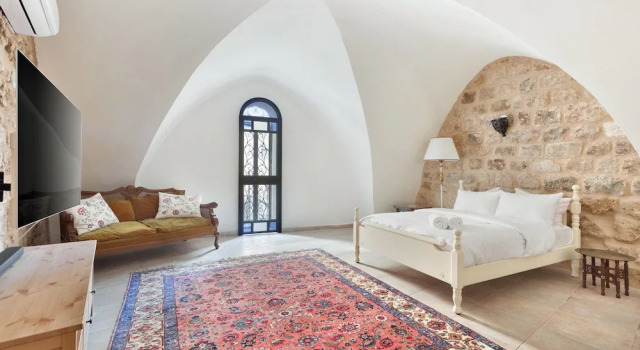 Welcome to Old Jaffa - stay at my place, Забронировать Апартаменты/квартира Тель-Авив Тель-Авивский округ, рядом с Пляж Альма
