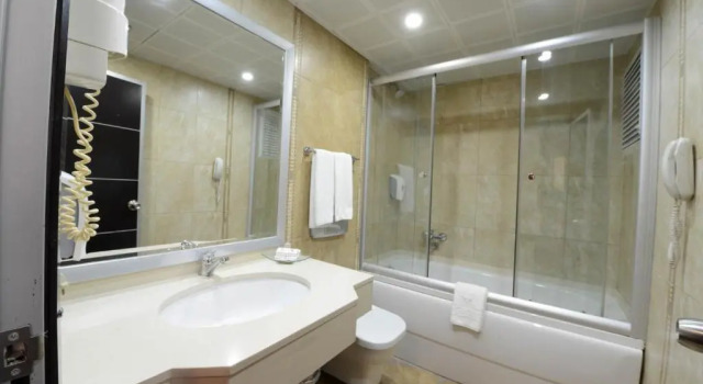 Трёхместный номер Standard Hotel Ismira
