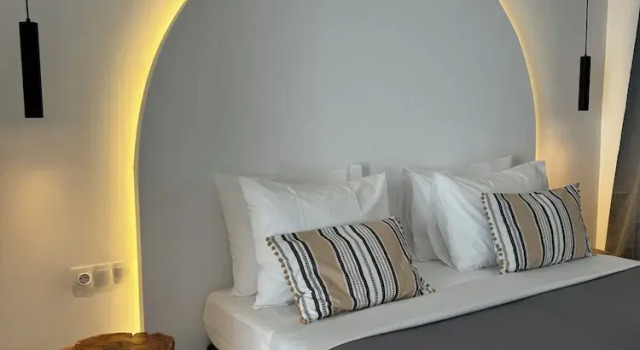 Angelo Estate Santorini, Забронировать Апарт-отель Отели Санторини с парковкой, рядом с Пляж Перисса, Парковка