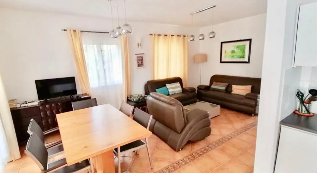 Le Palmier - 4 bedrooms BeachFront villa - Gated Complex, Rezervovat Vila Flic-en-Flac Mauritius West Coast