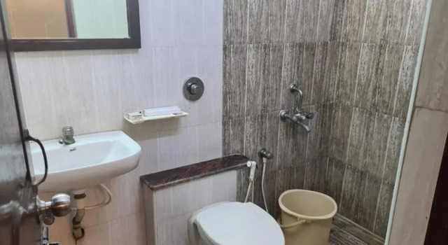 Hotel Nadaradjane Residency, Забронировать Отель Отели штата Тамилнада с завтраком, Завтраки