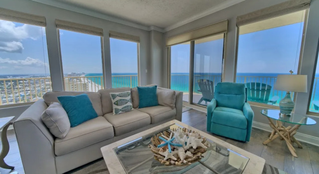 Calming Beachfront Condo with Oversized Balcony Facing the Gulf - Unit 2101 by RedAwning, Забронировать Апартаменты/квартира Панама-Сити Панхэндл Флорида, рядом с Загородный клуб "Сигнал Хилл"