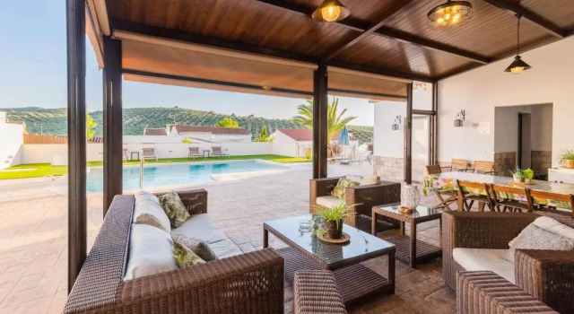 La Era Gran casa de vacaciones para grupos adaptada a vuestras necesidades, Reservar Hotel Rute Madrid