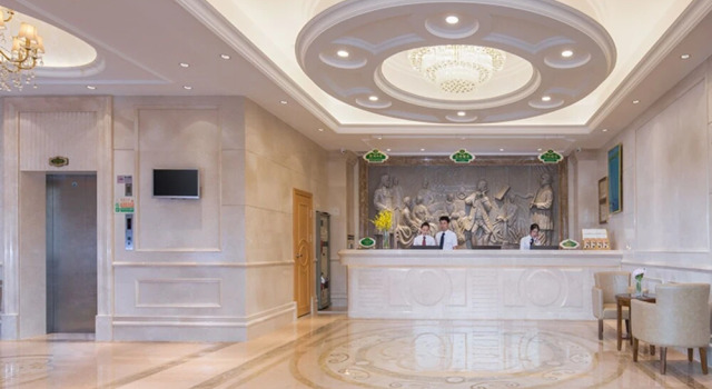 Vienna Hotel Shenzhen Gongming Bus Station, Prenota Hotel Xitian Shenzhen Area