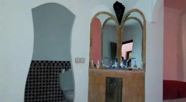 Auberge Tissadrine, Забронировать Хостел Бумальн Уарзазат