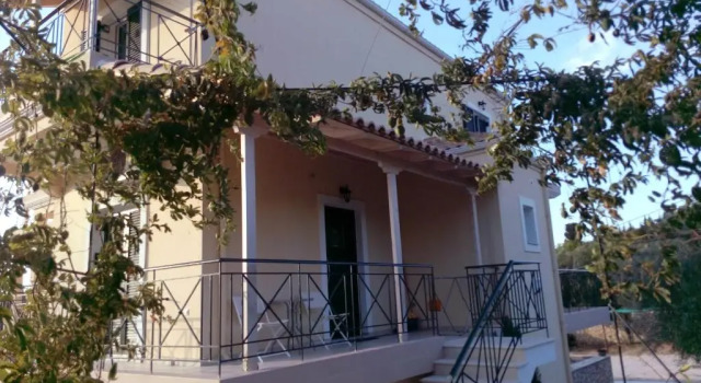 Студия Kalliope Apartments