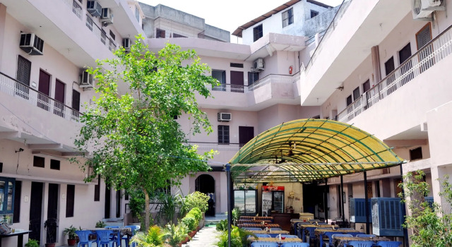 Hotel Alka