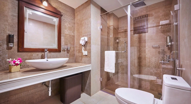 Двухместный номер Premium с балконом Ziva Suites - A Botique Hotel