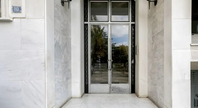 Plantaea Studio - Athens Escape, Забронировать Апартаменты/квартира Апартаменты Афины, рядом с German Embassy Athens, Апартаменты/квартира
