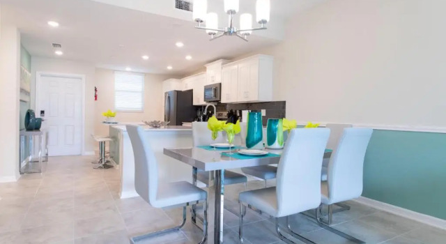 Wonderful 2 Bd Close To Disney @ Storey Lake 204, Rezerwuj Hotel Kissimmee Kissimmee