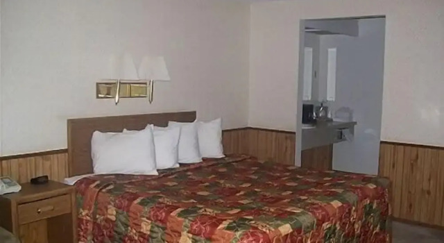 Sagebrush Inn Hotel, Забронировать Отель Бейкер штат Монтана