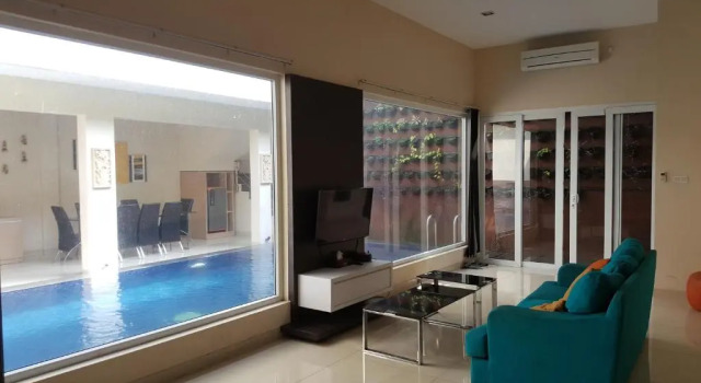 Villa 5 Zimmer Daily Home