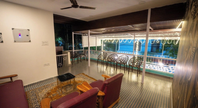 Rayzen Stays, Varaa Hotelli Chennai Tamil Nadu