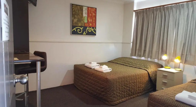 Двухместный номер Deluxe The Commercial Hotel Motel
