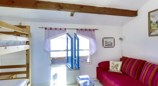 Maison T2 mezzanine près de locéan - 5/6 personnes - terrasse et parking privé - 40600 Biscarrosse - FR-1-521-23, Забронировать Отель Бискарросс Côte landaise, рядом с Пляж г. Бискаррос