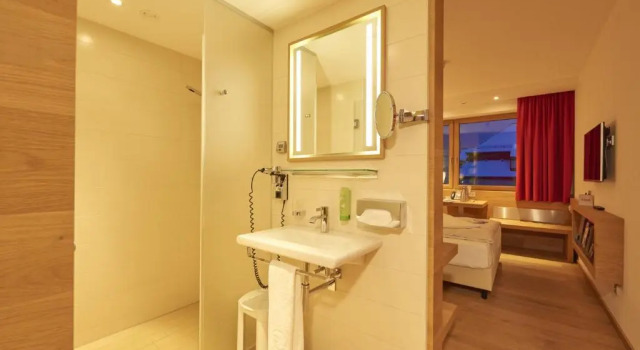 Номер Business Asam Hotel