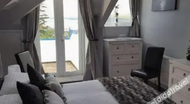 Cotswold House, Rezervasyon Otel Falmouth Cornwall