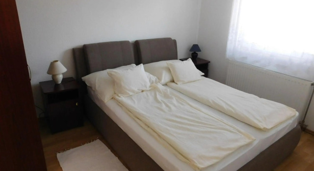 Akácfa Hortenzia Apartman, Book Lejlighed Hoteller i Western Transdanubia med parkering, Parkering