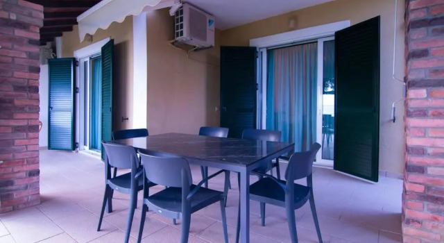 Seaside garden Antonio Home 50, Забронировать Апартаменты/квартира Глифада 