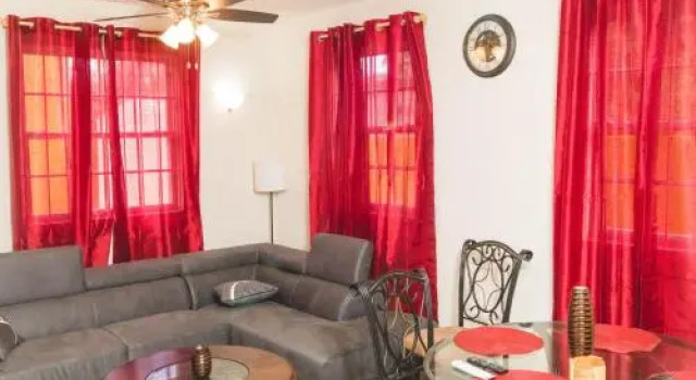 Frontline Apartments, Prenota Appartamento St. Lawrence Gap Christ Church
